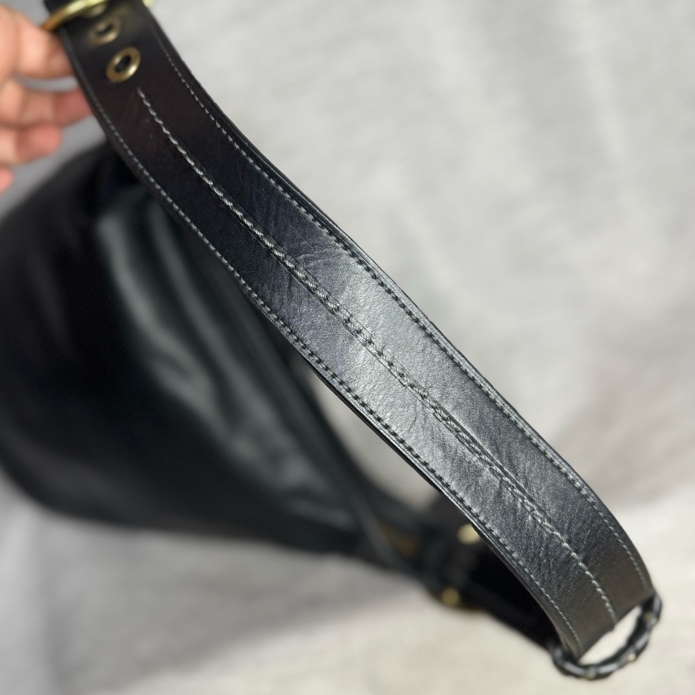 Coach Y2K Black Leather Bleecker Duffle w/ Tattersall Lining - Aprox 12” x 10” - Picture 12 of 17